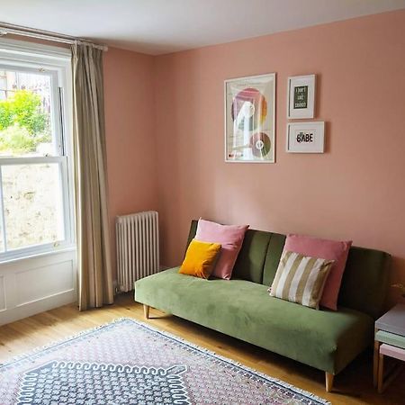 Stylish And Colourful Flat Minutes From The Beach Margate Exteriör bild