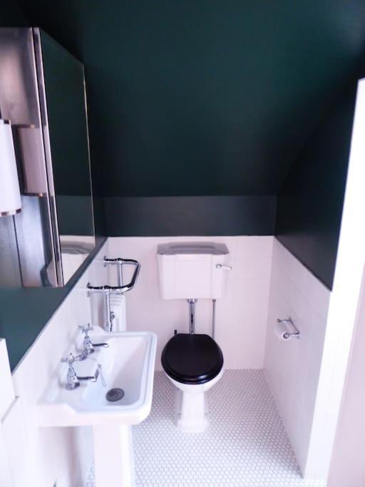 Stylish And Colourful Flat Minutes From The Beach Margate Exteriör bild