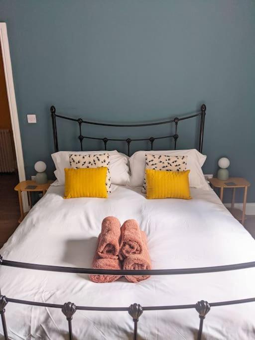 Stylish And Colourful Flat Minutes From The Beach Margate Exteriör bild